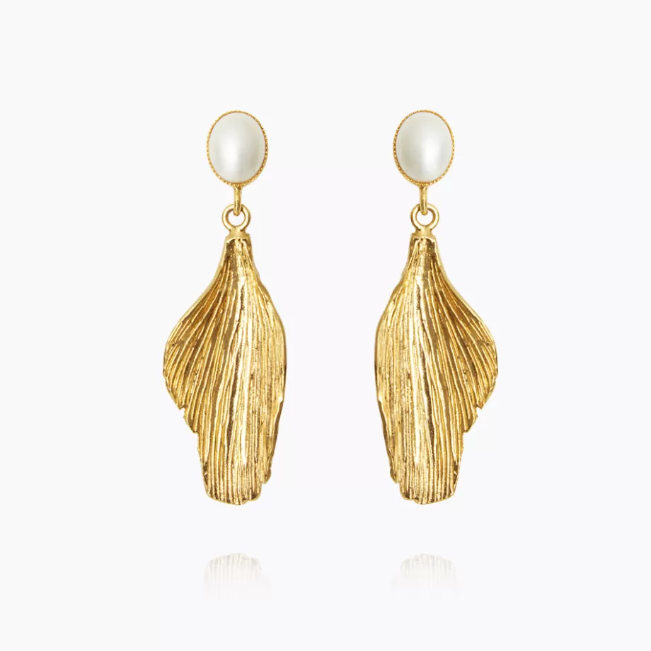 Caroline Svedbom Mini Golden Leaf Earrings/Pearl> Örhängen